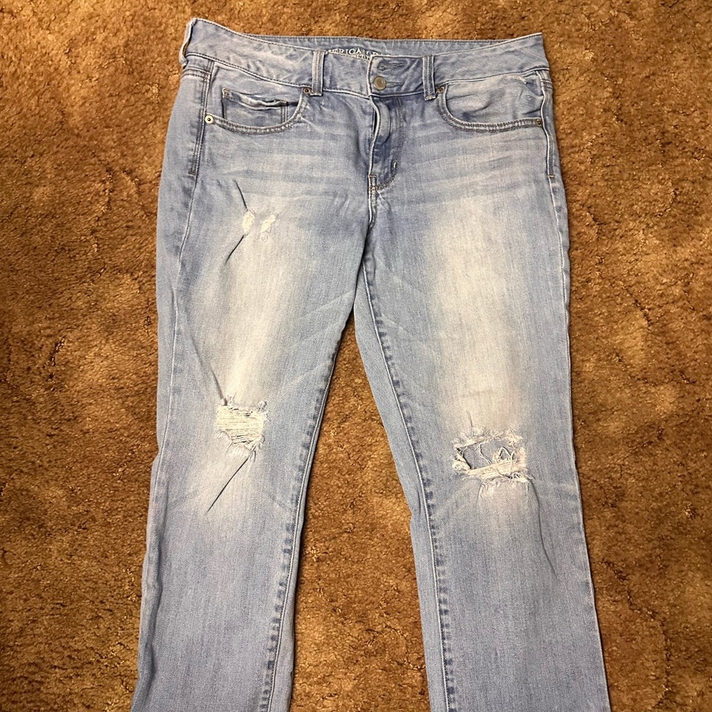 American Eagle Outfitters Light Blue Distressed Skinny Jeans